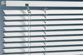 Venetian Blinds for homes condo room decoration 